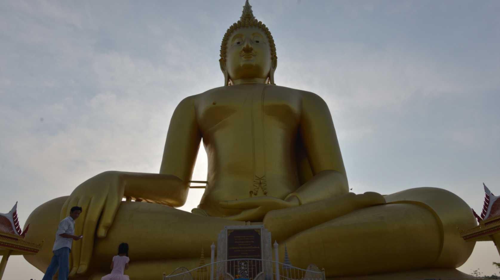 Wat Muang - Ang Thong Wat Muang - Ang Thong